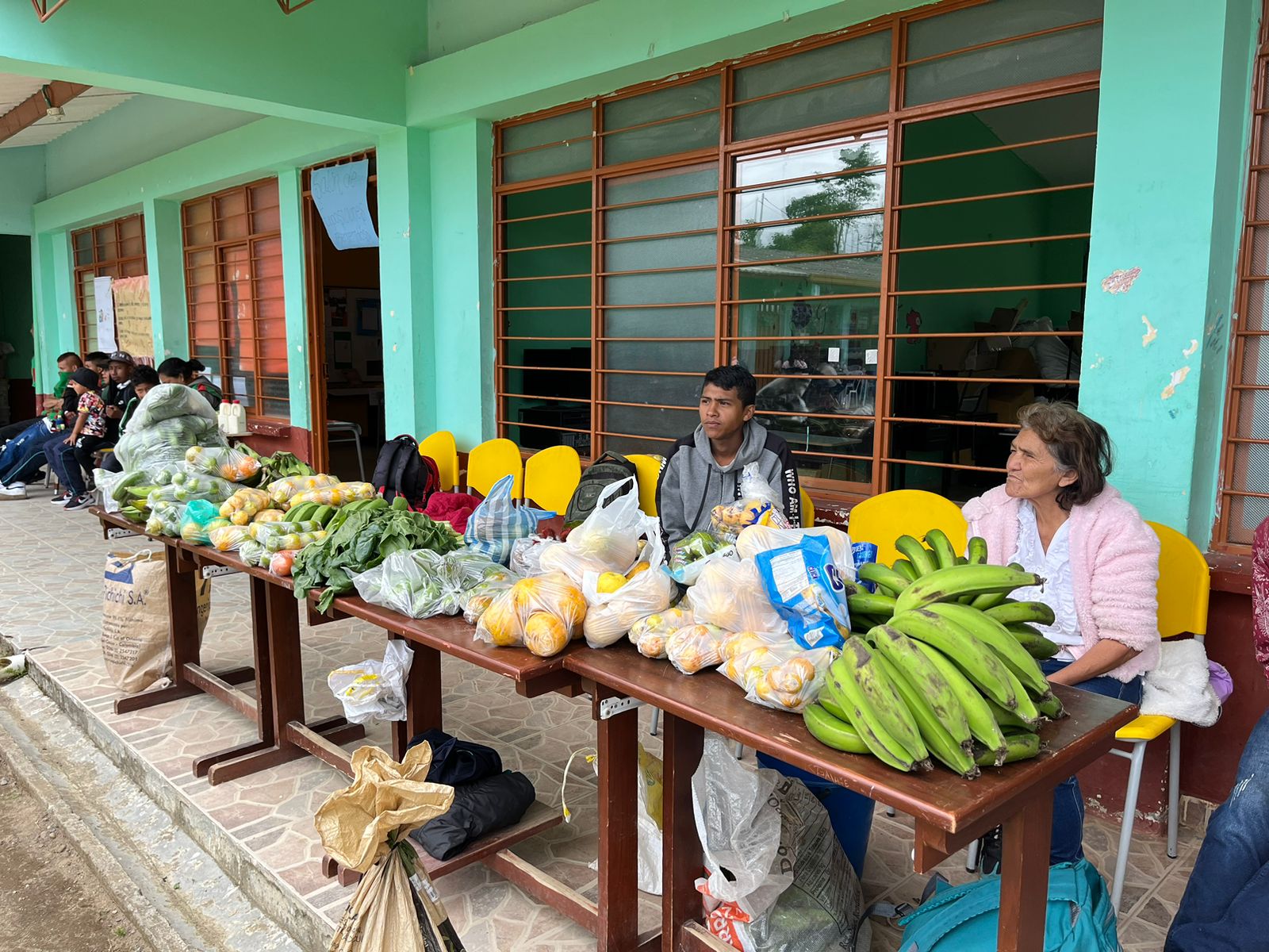 Decimocuarto trueque escolar”